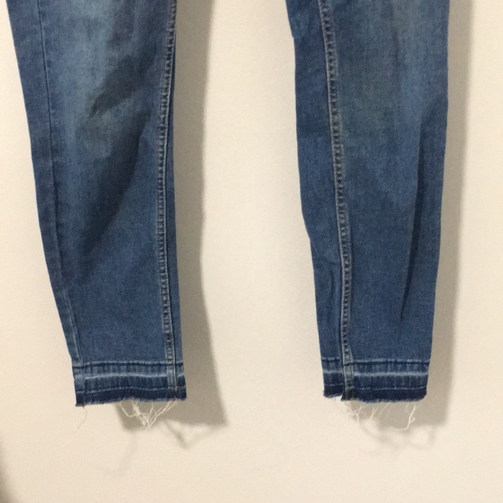 Calvin Klein Frayed Hem Skinny Jeans